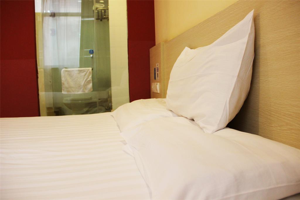 Hanting Hotel Shanghai Hongqiao Railway Station Huqingping Highway Xangai Exterior foto