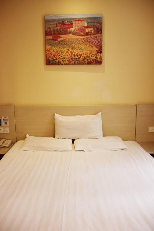 Hanting Hotel Shanghai Hongqiao Railway Station Huqingping Highway Xangai Exterior foto